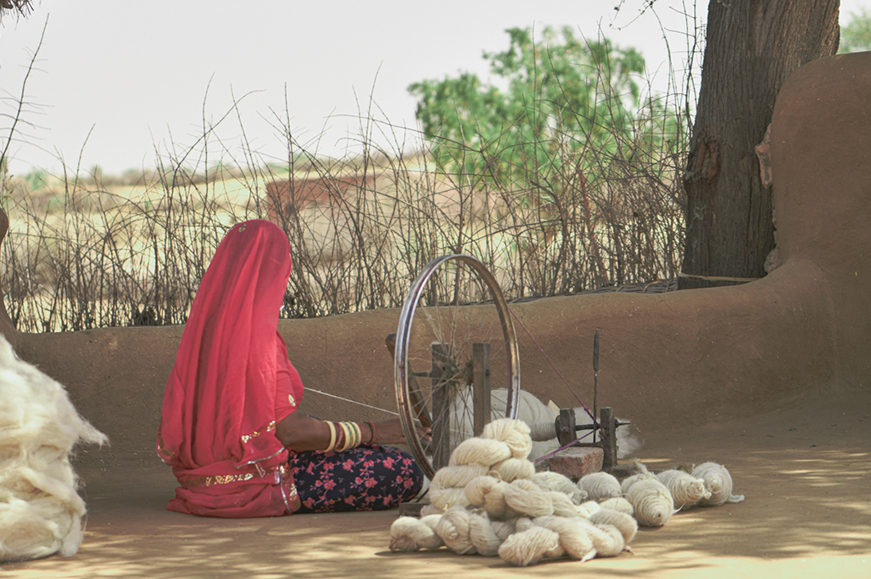 Unveiling the Mastery of Gultarash: The Enduring Skill of Carpet Weaving