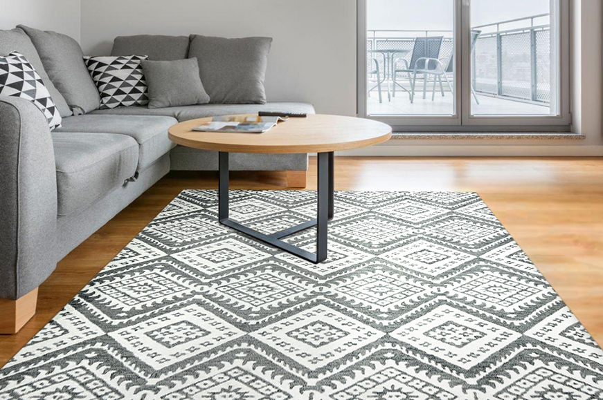 The Rug Designer Inspired by the Colors and Craft Traditions of